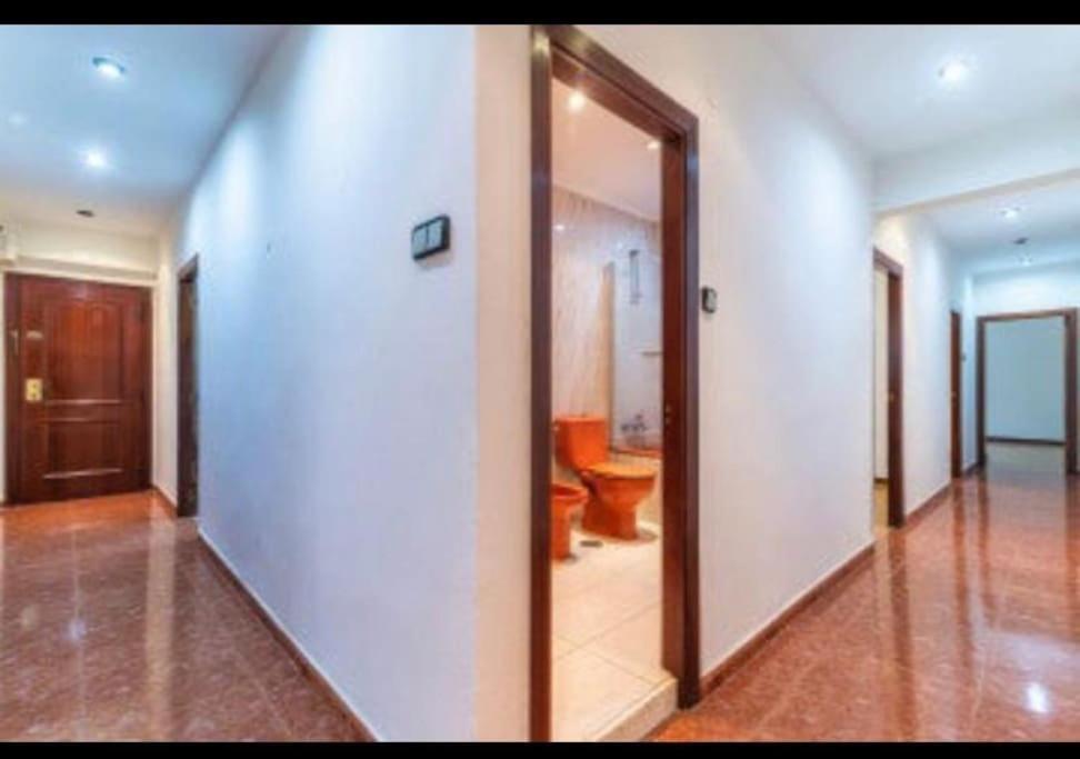 Apartamento Gijon Arena, Con Aparcamiento Eksteriør bilde