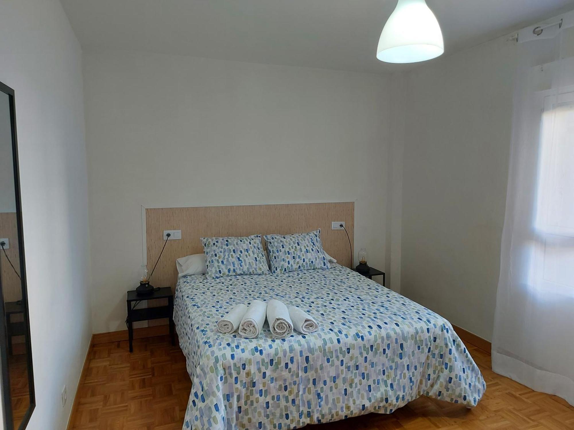 Apartamento Gijon Arena, Con Aparcamiento Eksteriør bilde